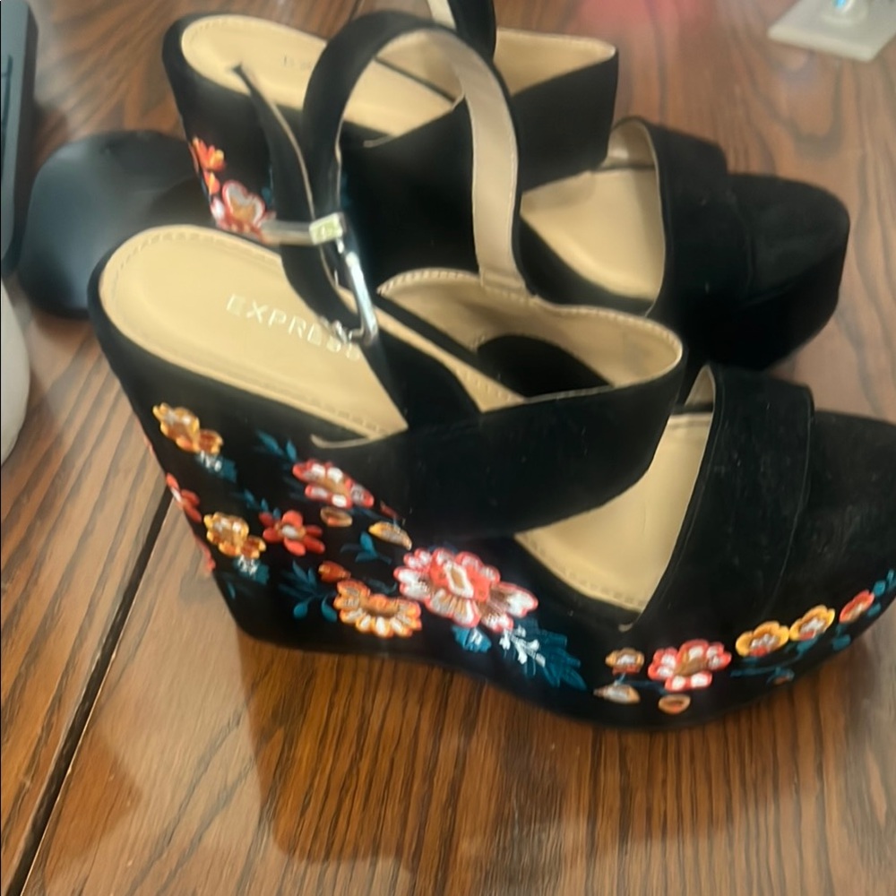 Express Black Floral Wedge Sandals